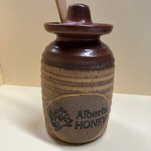 Hand Made Stoneware Ceramic Pottery  Alberta Honey Pot Jar & Wooden Spoon + Lid